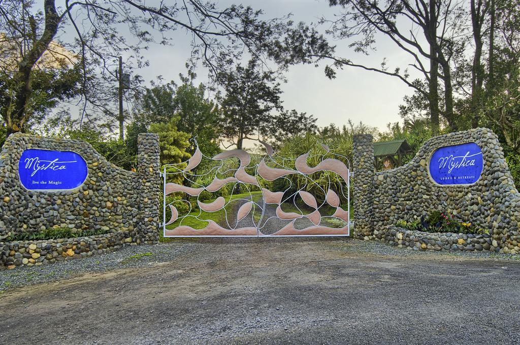 Mystica Hotel Naranjos Agrios Luaran gambar