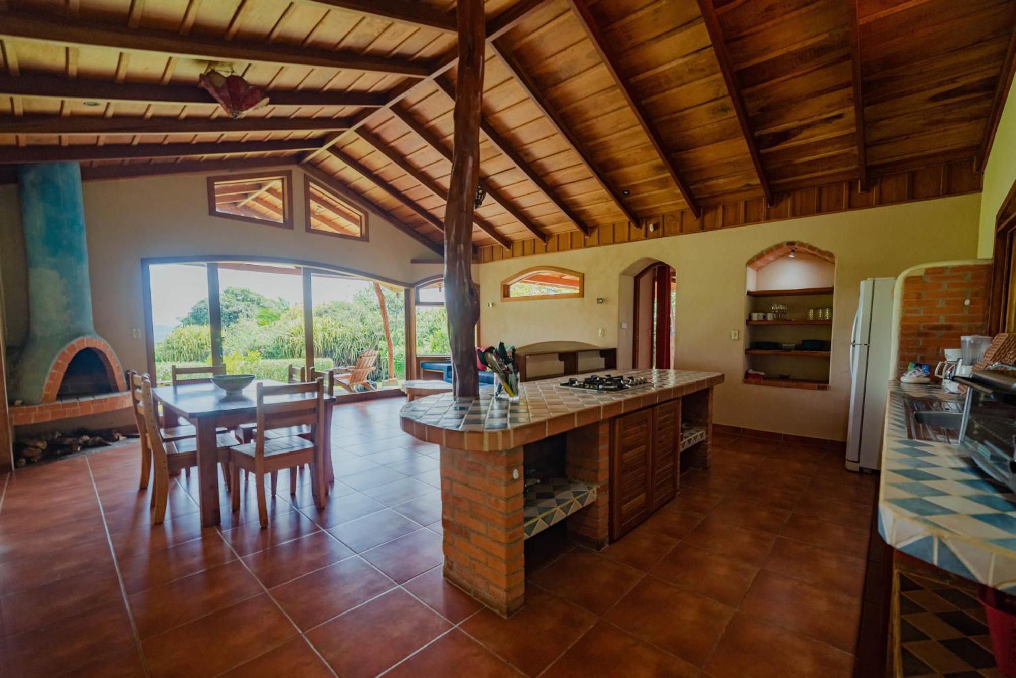 Mystica Hotel Naranjos Agrios Luaran gambar
